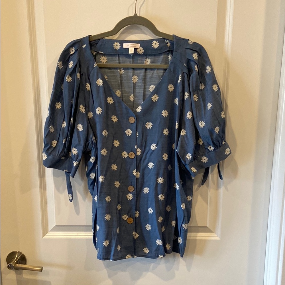 LC Lauren Conrad Blue Floral Blouse